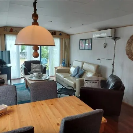 מלון Datsja Baboeska אירסל